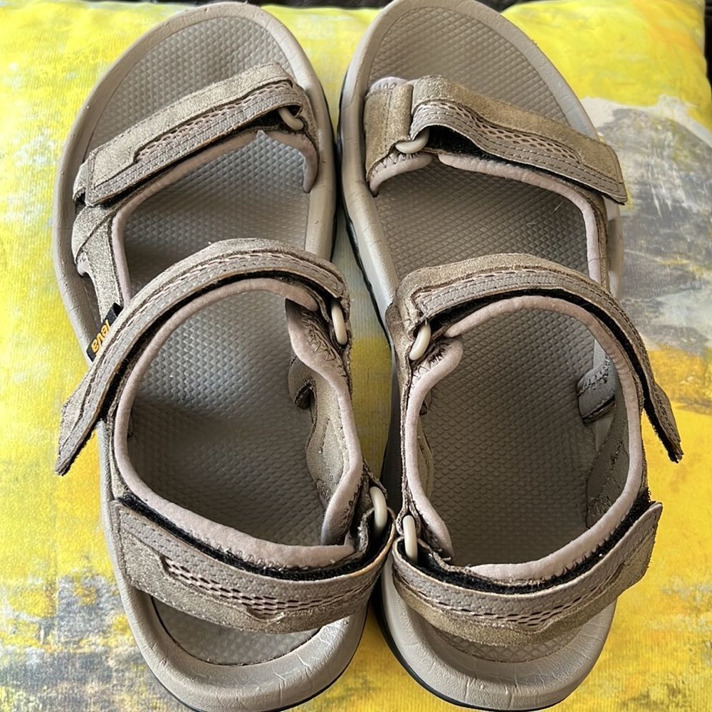 TEVA Hudson Bungee Cord sandal size 9 - Picture 3 of 8